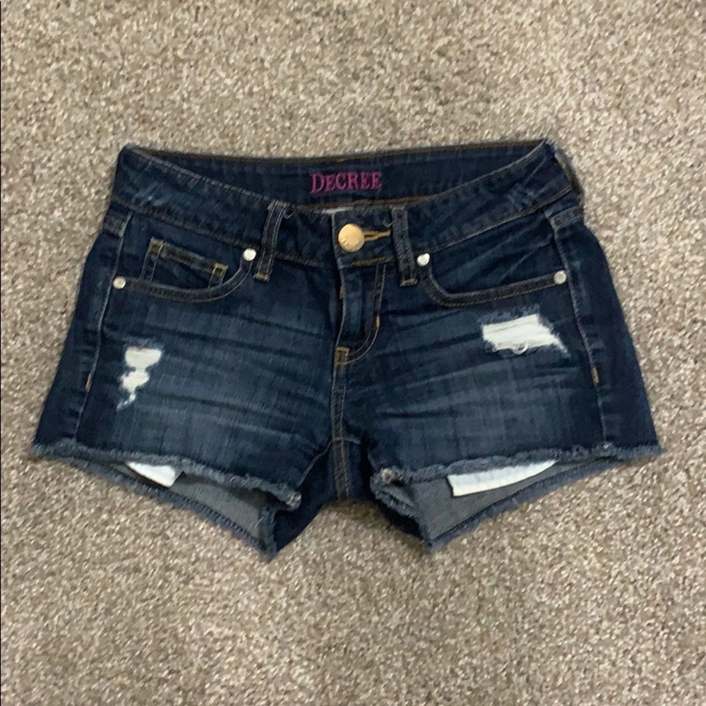 Decree shorts size 1